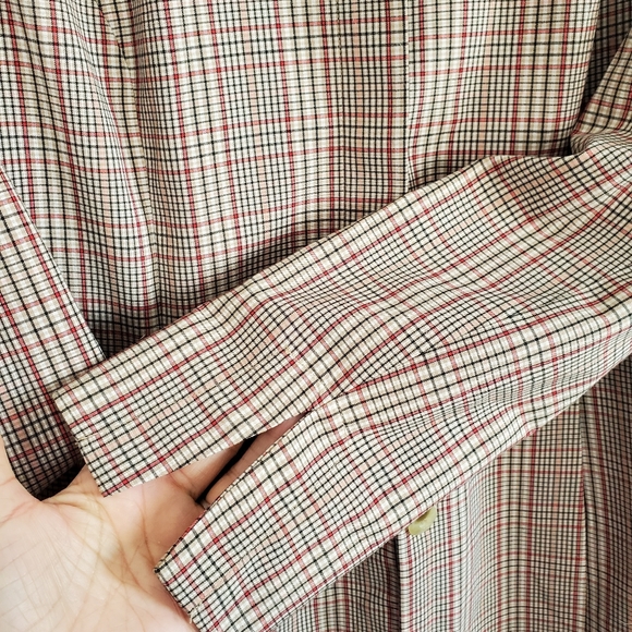 Jones Wear Plaid Trench - Picture 4 of 6